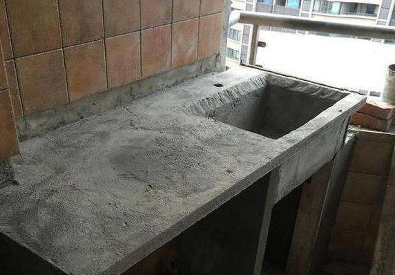 老公用水泥现做了个洗手池,发到业主群都"炸开了锅"