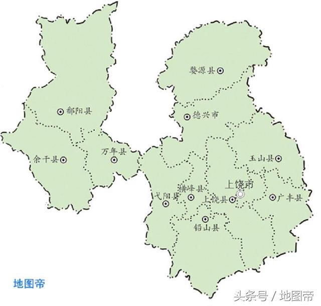 那块凹进去的地方,北面是景德镇的乐平市,南面是鹰潭的贵溪市,最狭窄