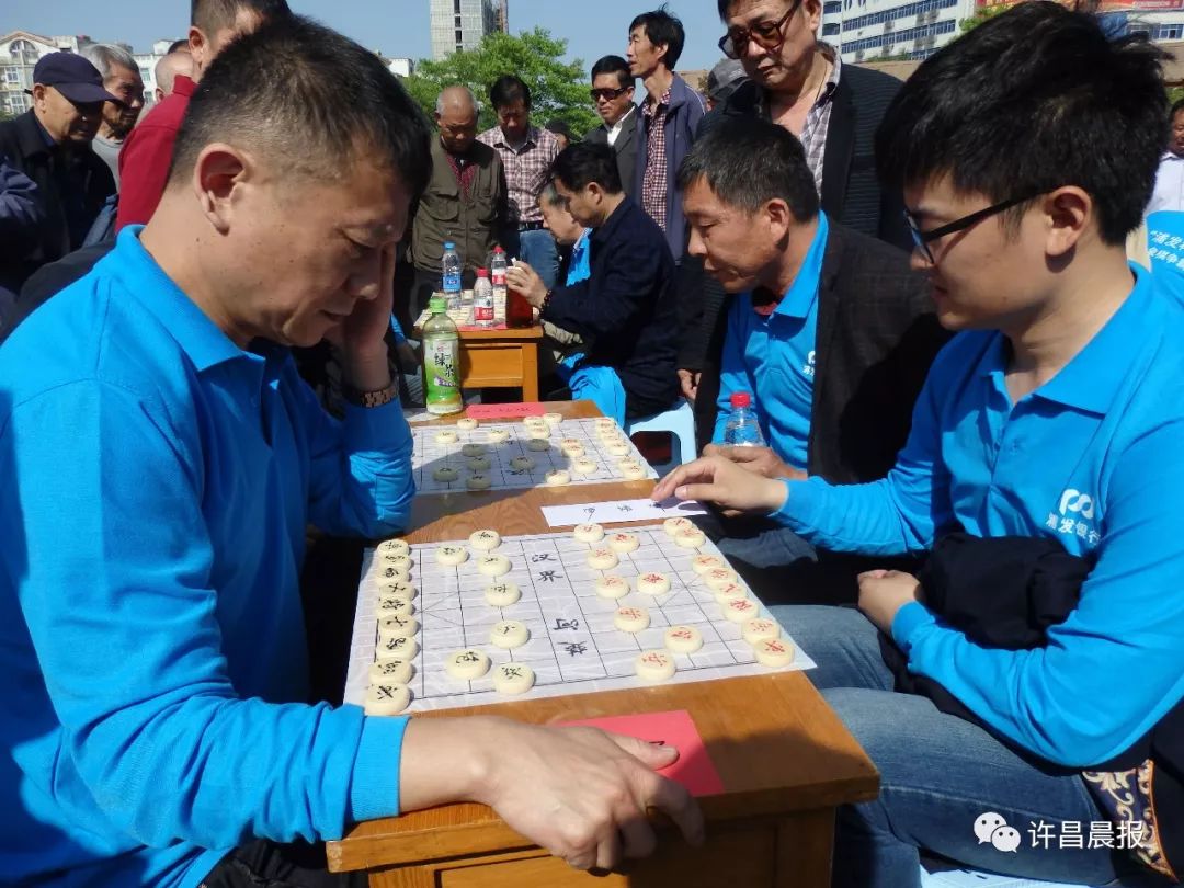 【晨报活动】听说你想找高手过过招,第三届街头象棋争霸赛来了