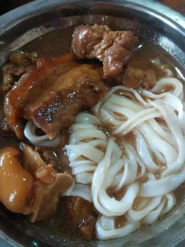 扣肉猪脚粉