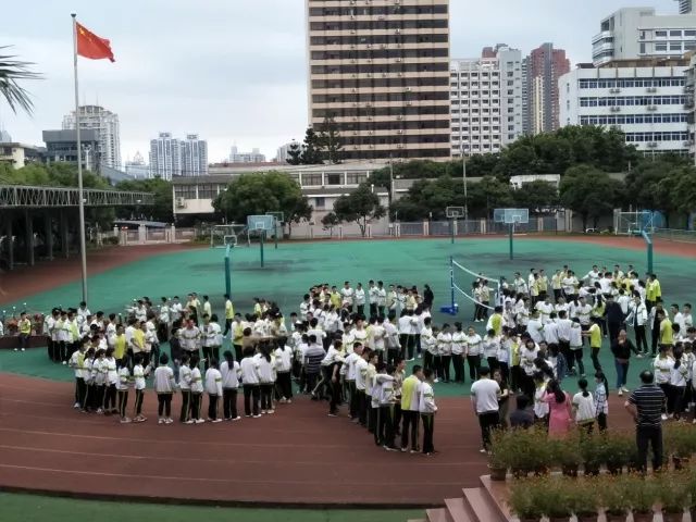 释放压力助力中考福州屏东中学屏北分校2018届初三减压助考团训活动