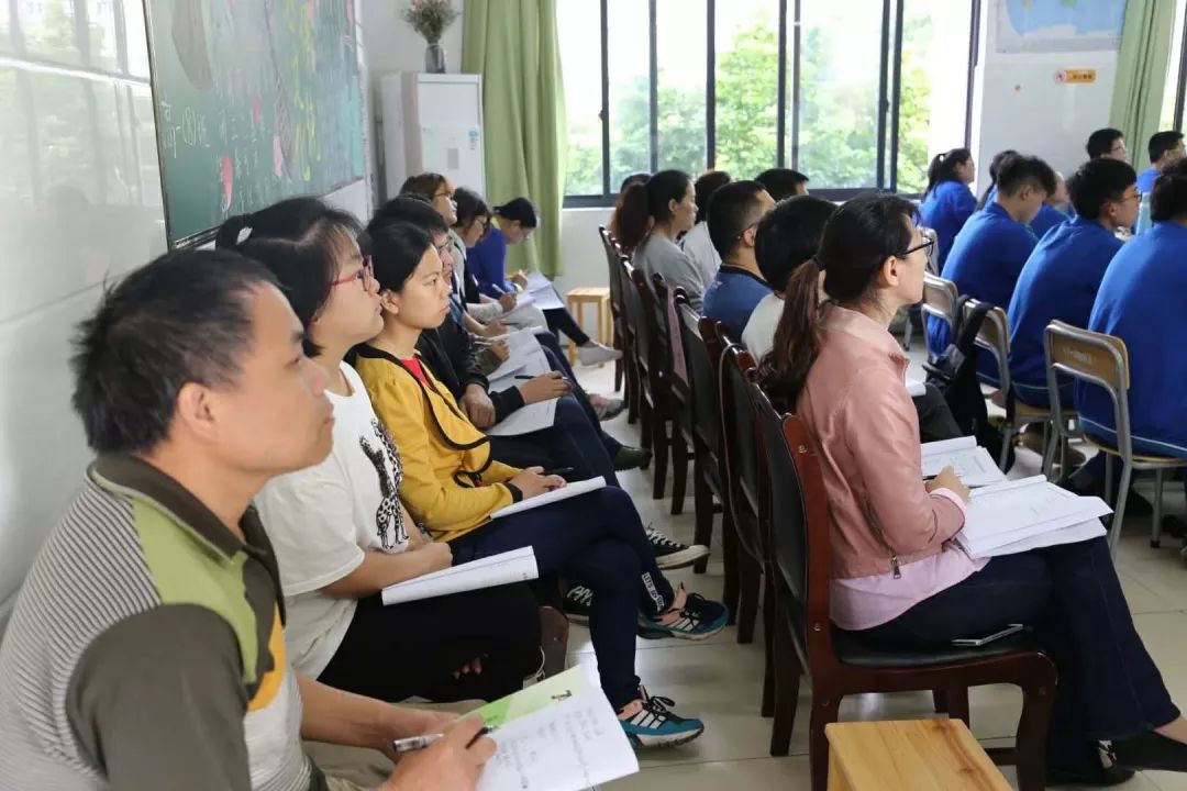 展风采 促成长—江南中学2018年青年教师优质课评比活动