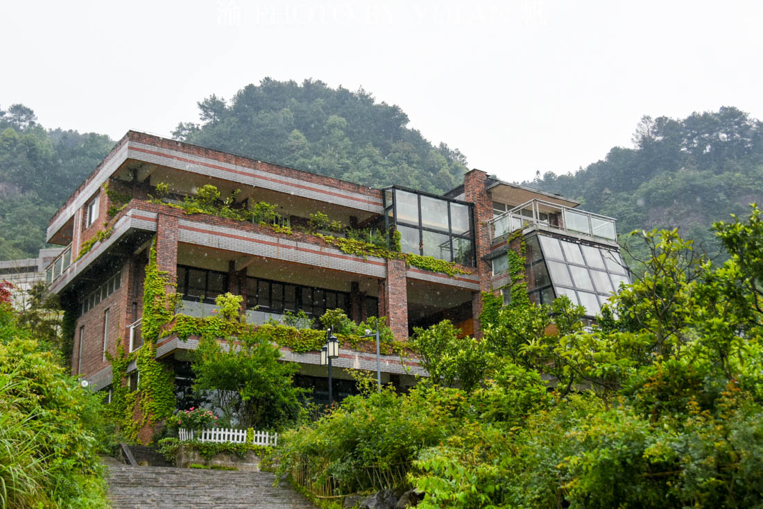 重庆古剑山艺术村无中生有的经典案例艺旅融合的发展典范