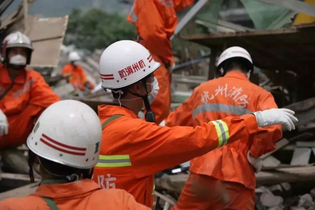 汶川地震10年丨浙江特警援川突击队总指挥首次披露汶川救灾细节:千里