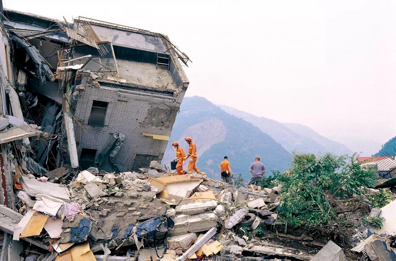 今天(5月12日)是汶川大地震十周年纪念日.