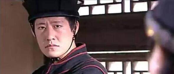 2001年,在吴奇隆,朱茵主演的古装武侠电视剧《萧十一郎》中饰演逍遥侯