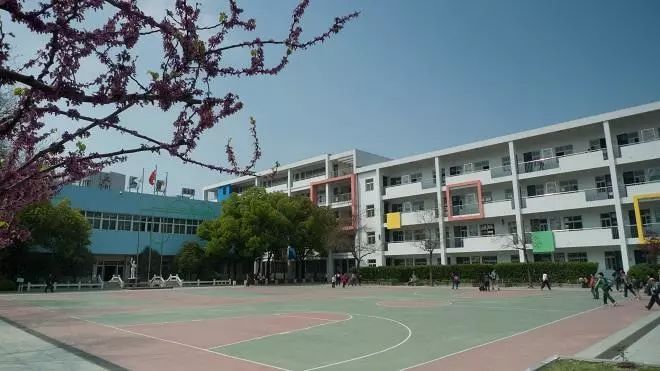 位于重庆市江北区南桥寺 重庆市北碚区晏阳初中学 晏阳初,生于1890年