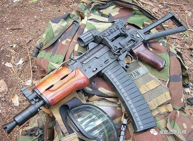 aks-74u的定位更