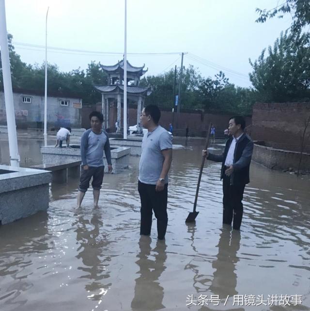 这场暴风雨中,南乐县驻村第一书记田文瑞温暖了一村人