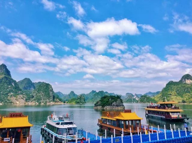 旅游 正文  旅游节期间(5月19日——5月30日)上林大龙湖风景区推出"0