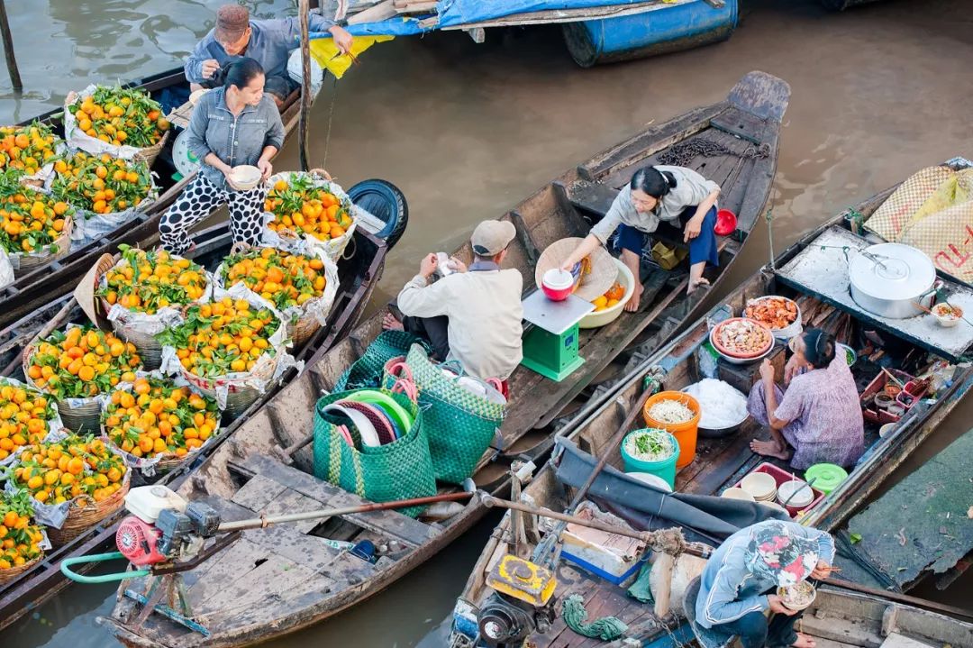 丐冷水上市场 cai rang floating market