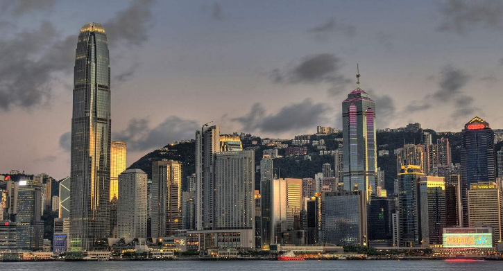 香港金融中心地位不断巩固
