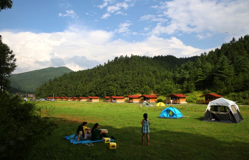 雪玉洞等4a级景区和高山湖泊南天湖,玉皇圣地,九重天,雪玉山,太平坝