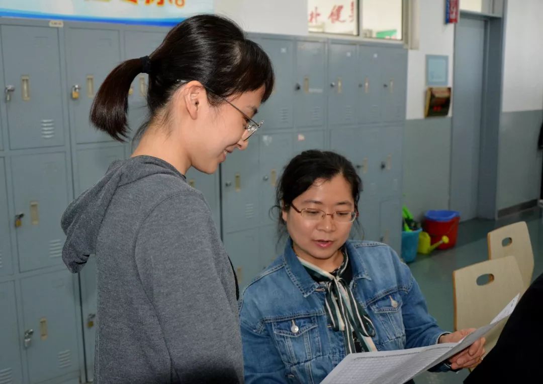 何丽珍老师冯元颖老师段建茹老师董静雨老师董纪华老师邸玉川老师崔丽