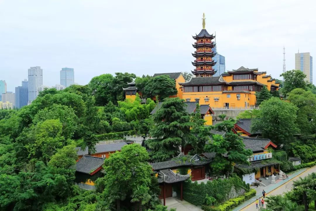 鸡鸣寺