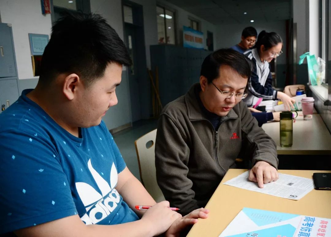 黄雷老师何丽珍老师冯元颖老师段建茹老师董静雨老师董纪华老师邸玉川