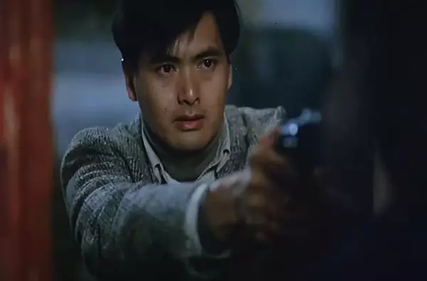 赌神高进一角,与《阿郎的故事》中的阿郎一起,成为周润发提名1990年