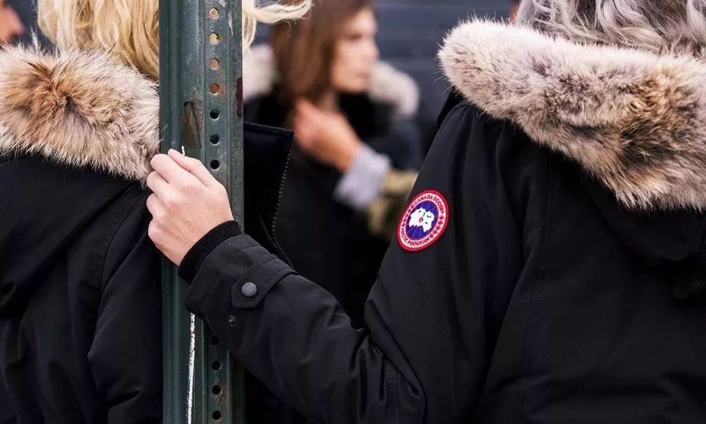 加拿大鹅(canada goose)品牌真正的崛起是在90年代,现已跃升为加拿大