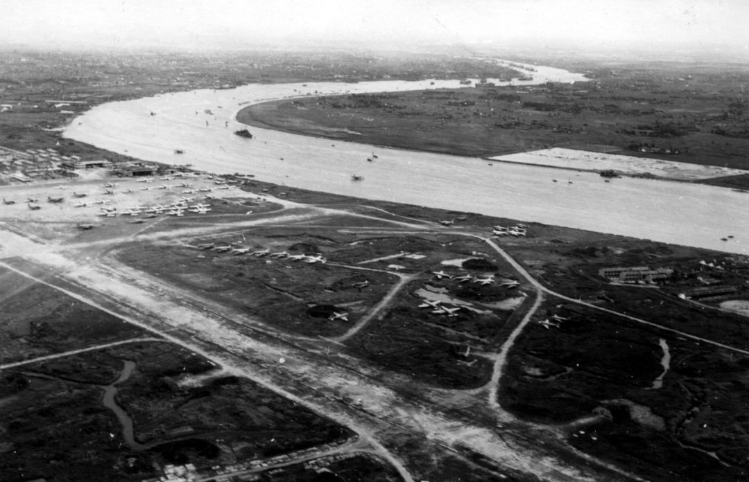 1946年8月2日龙华机场跑道返回搜狐,查看更多