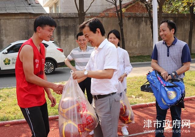 津市市委书记傅勇前往津市市康复医院,津市市特殊教育学校调研指导