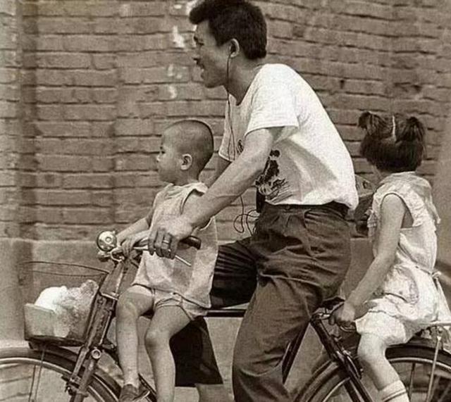 父亲的自行车，我的摩托车，儿子的越野车，儿媳要的车让我无语！