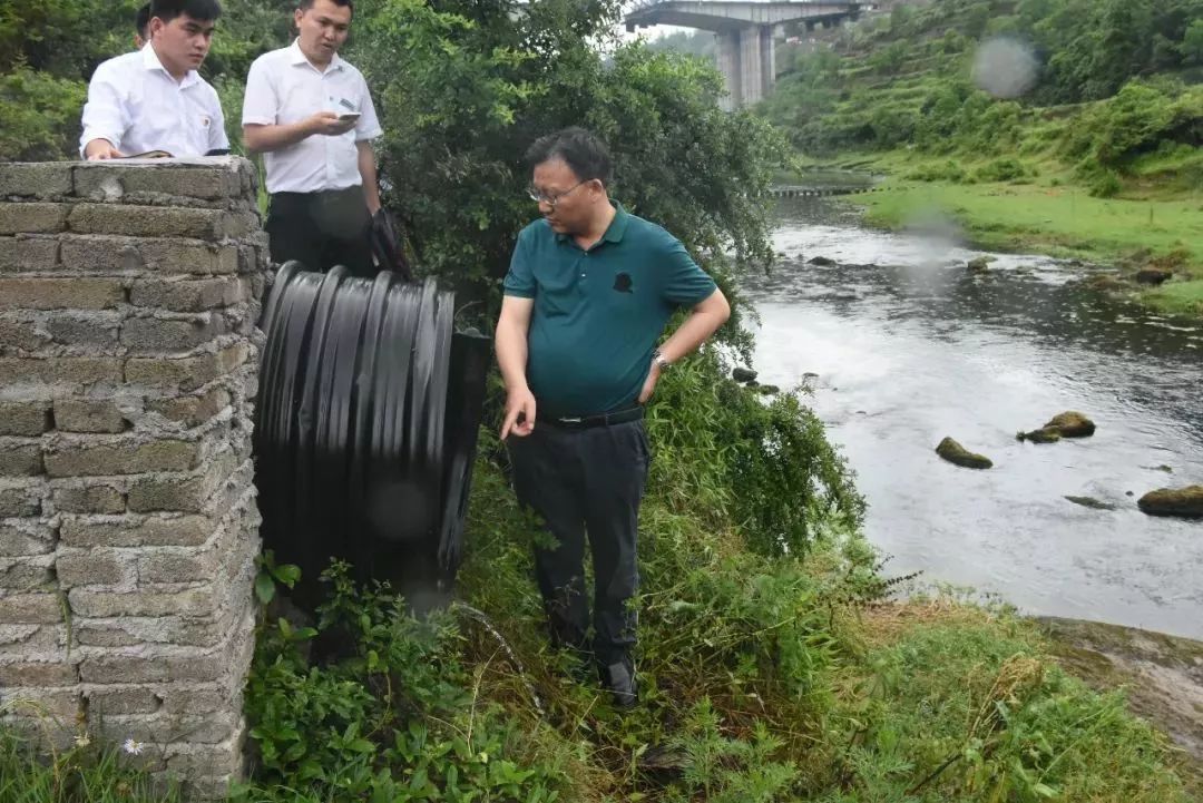 财经 正文 2 5月22日上午,新蒲经开区党工委委员,管委会副主任张信勇