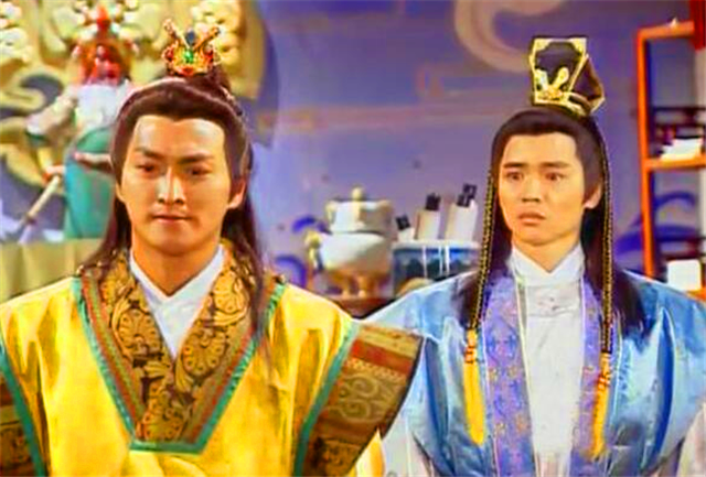 娱乐 正文  《乞丐皇帝传奇》是在1998年开播的电视剧,由何家劲,杨丽