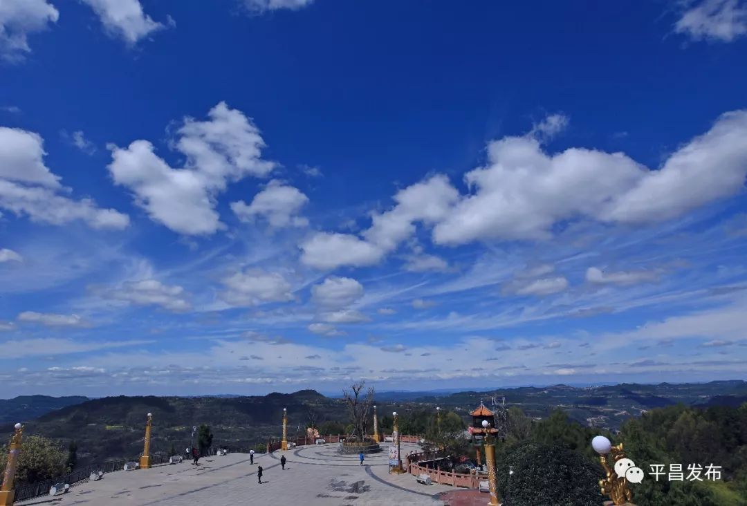 旅游景区▲02居住环境美遍地开花的巴山新居▲板庙镇大石村▲白衣镇