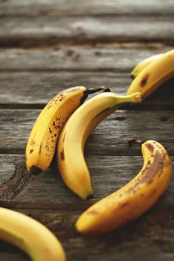 香蕉长黑斑了怎么吃