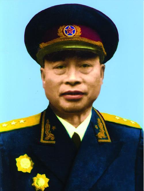 二,杨至成将军