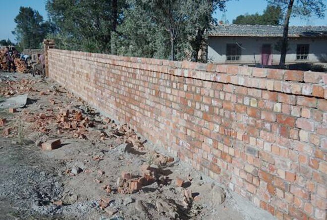 农村盖房子时,要不要修围墙?围墙都有哪些好处?