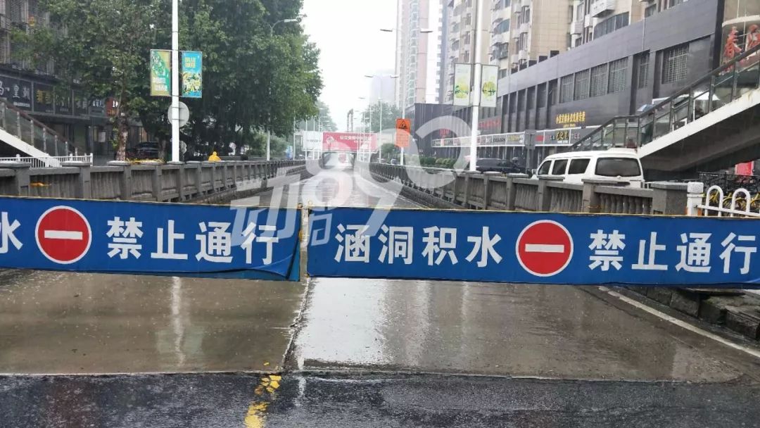 一言不合就下暴雨雨雨雨雨.襄阳人都在看这条微信!