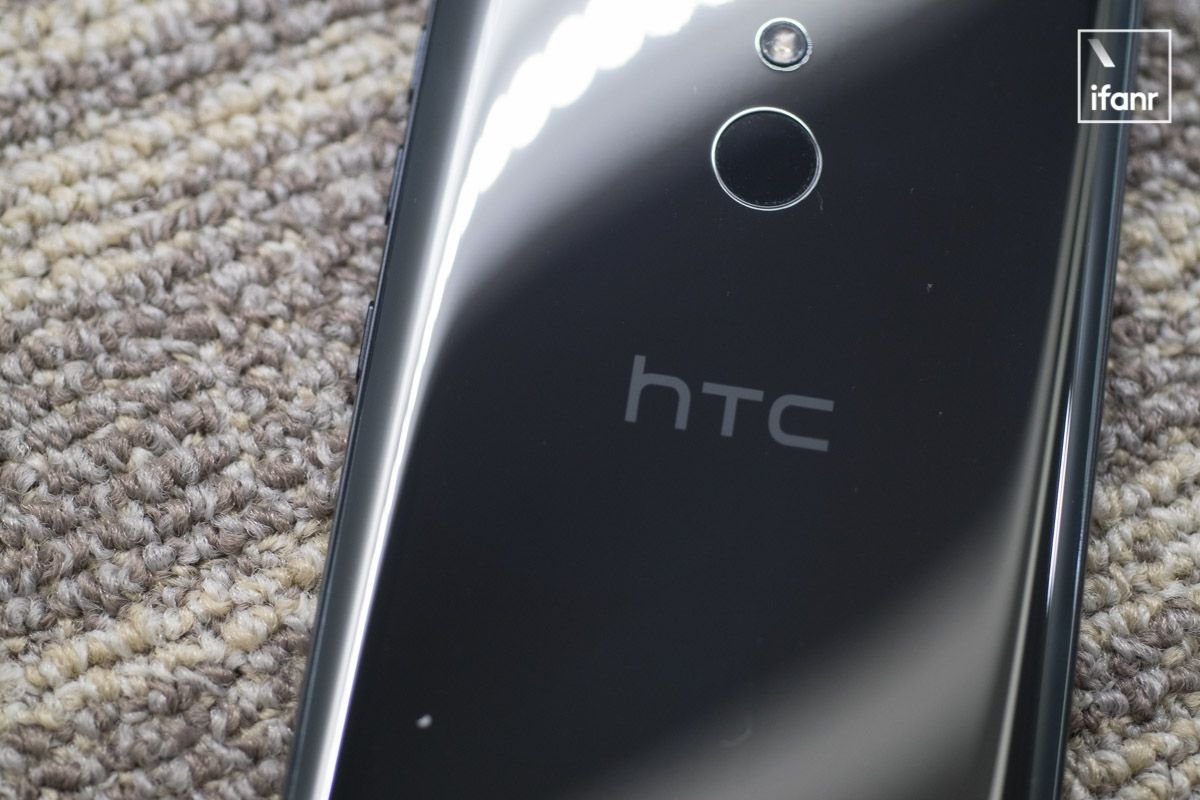 HTC U12+ 上手:拍照亮眼,HTC Vive 最贵的 配