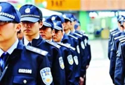 新疆招聘警察_公告 月薪五千 新疆这里招聘警察