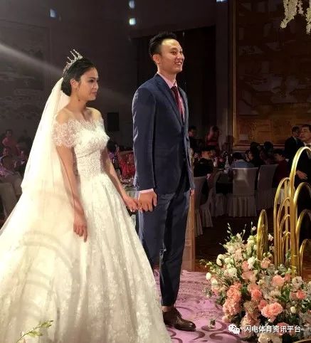 绿帽婚纱照汝嫣和茹婷_百里登风和汝嫣