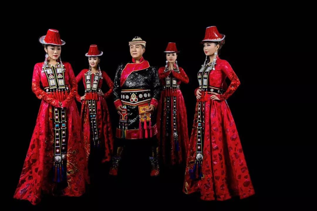 民族文化| 裕固族服饰