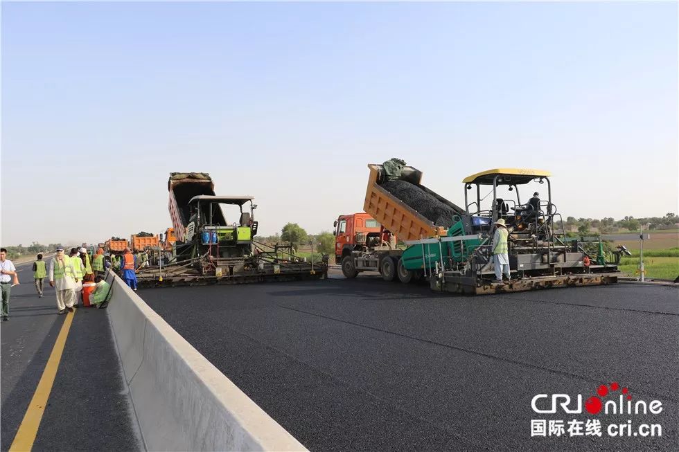 最新丨中巴经济走廊最大交通基础设施项目部分