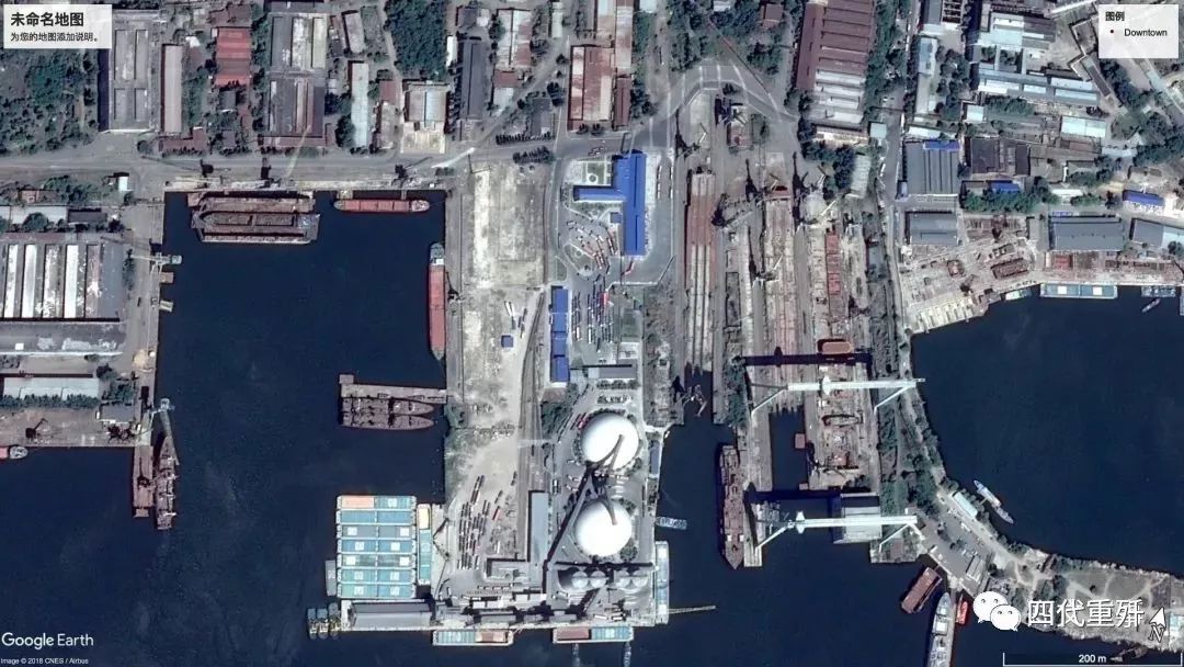 军事 正文  图为今天的乌克兰尼古拉耶夫黑海造船厂,库兹涅佐夫号和