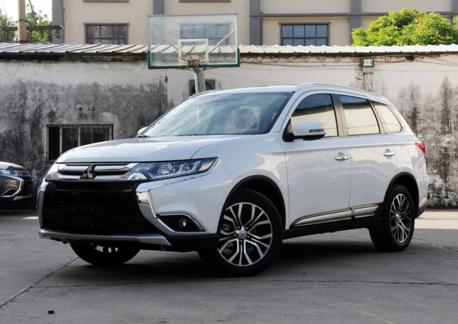 20万就可以入手的四驱7座suv,三菱欧蓝德为啥就是卖不