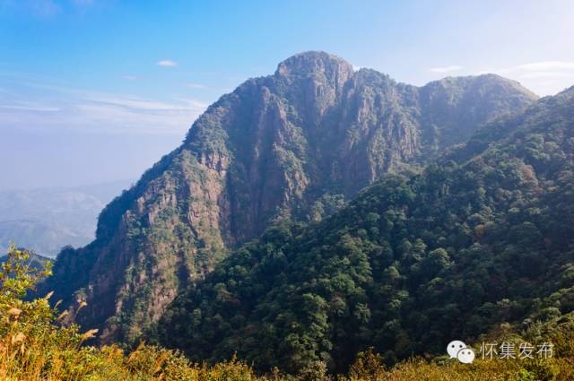 魅力中国城大稠顶岳山望军山怀集山高林峦风景独好