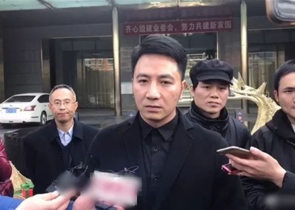 社会 正文  该案的原告为林生斌和朱小贞的父母,被告为绿城物业服务