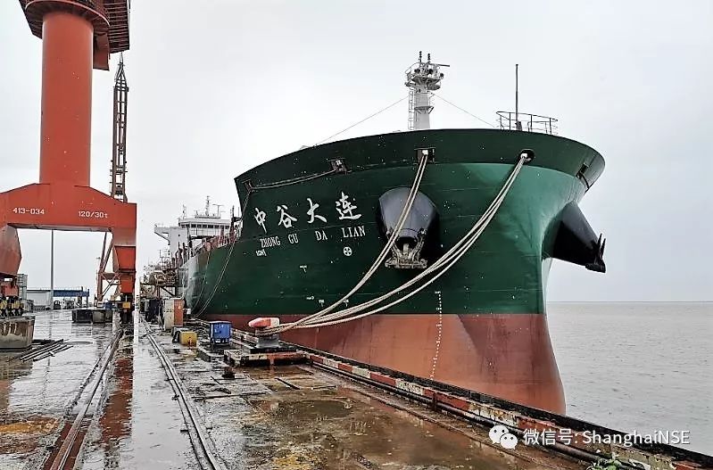 上海船厂船舶第三艘2500TEU集装箱船