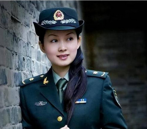 中国部队女兵内衣_中国女兵