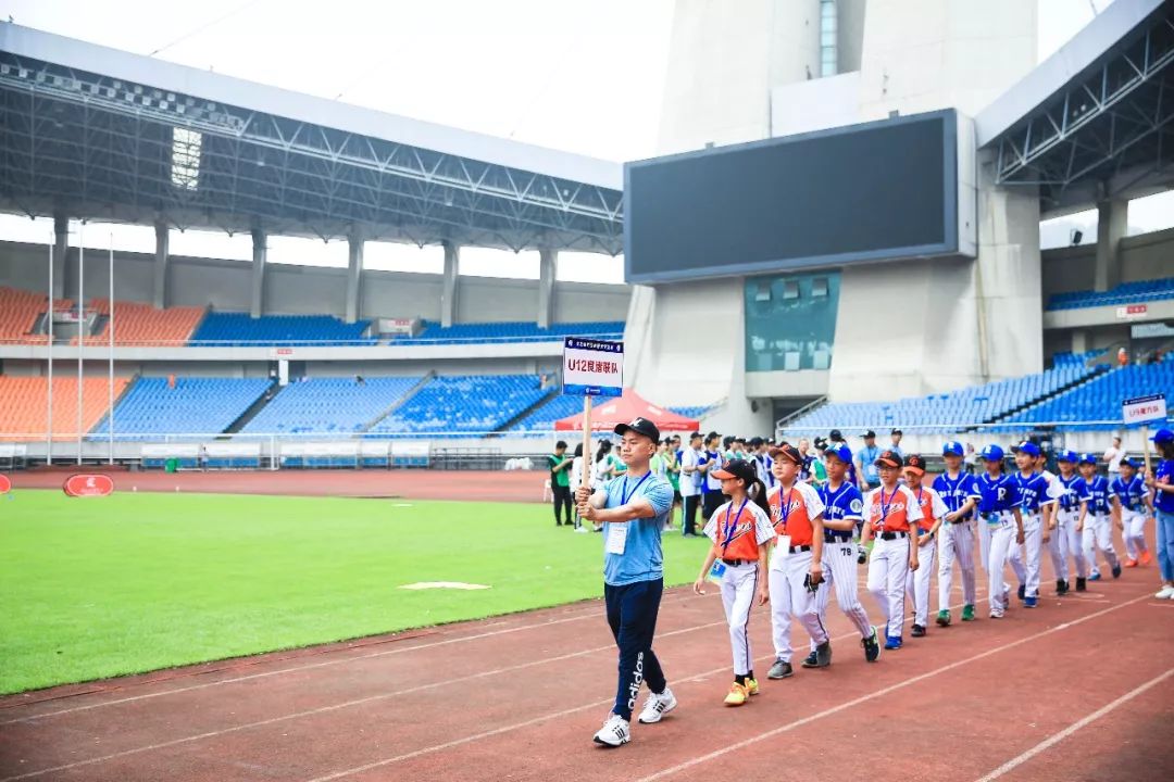 2018首届黄龙魔方校际棒球交流赛圆满落幕！