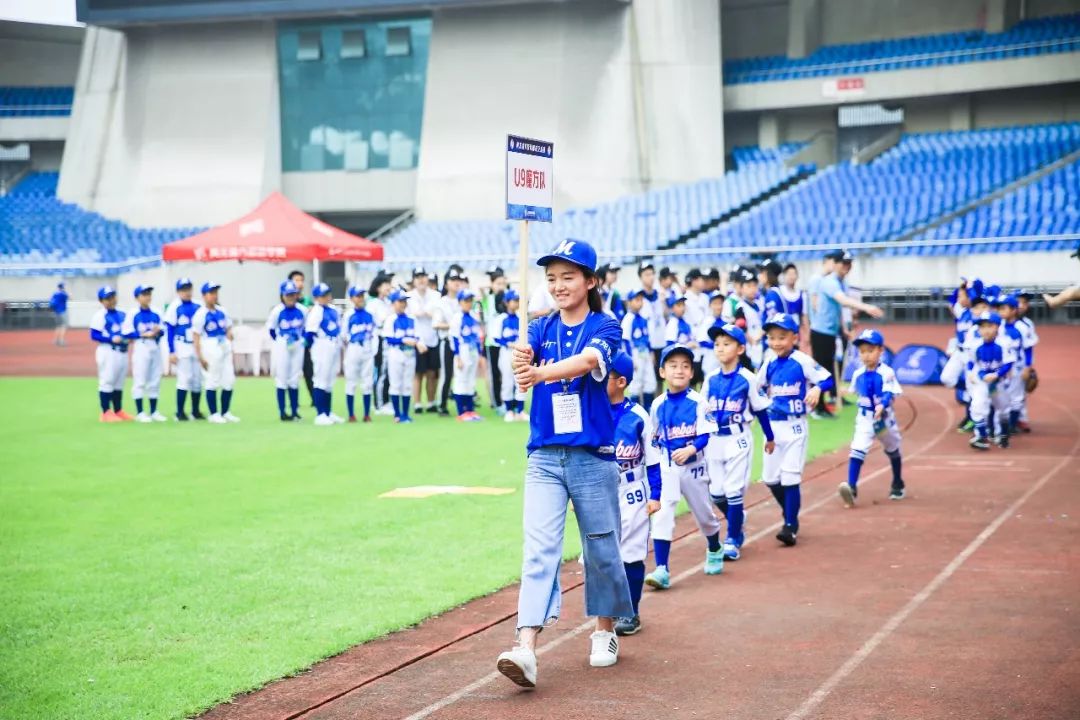 2018首届黄龙魔方校际棒球交流赛圆满落幕！