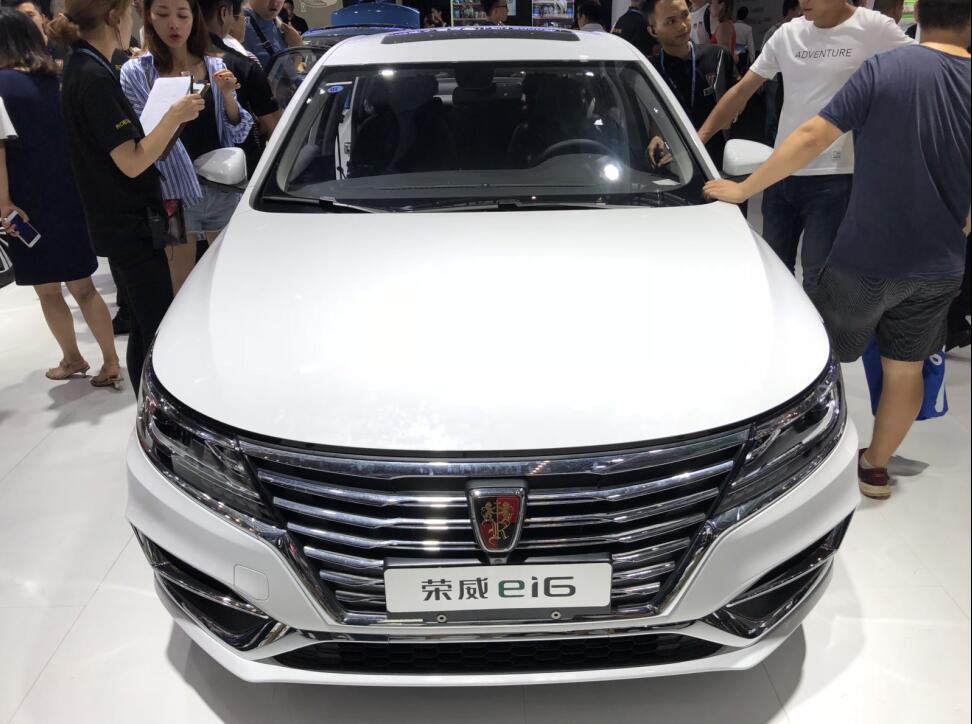 上汽荣威插电式混动车型——ei6与2017上海车展正式上市.补贴后,售16.