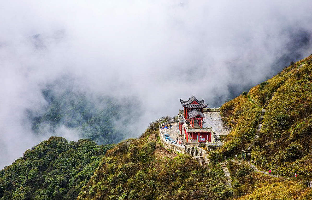 贵州最值得去的景点_贵州旅游十大景点排名,贵州最值得去的10个景点