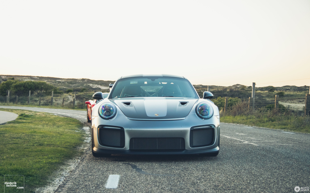 钮北蛙王:porsche 911 gt2 rs