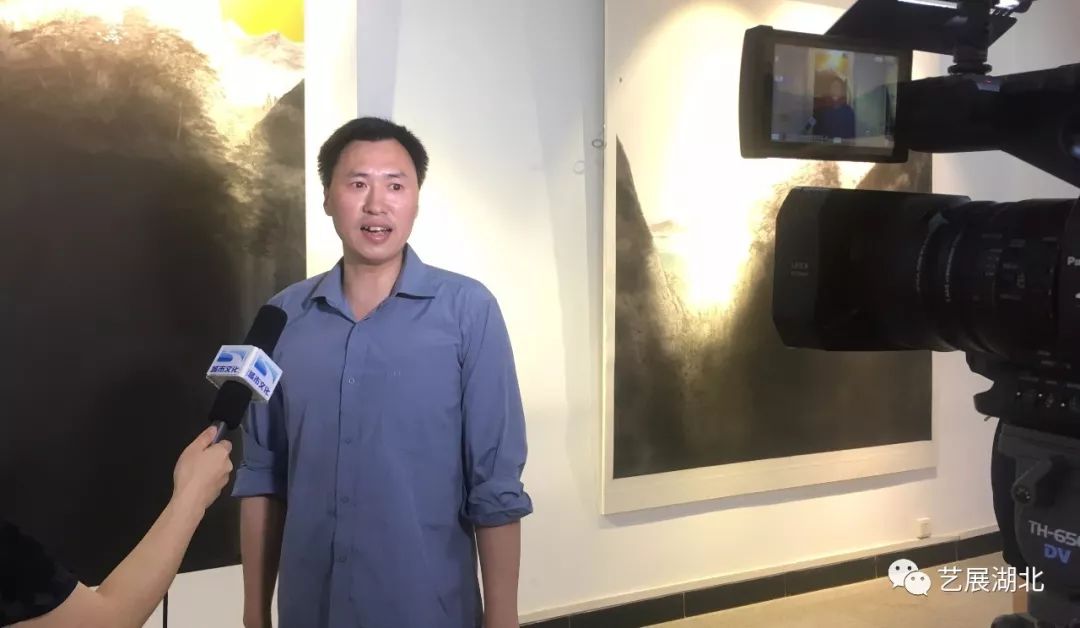 青年画家李孟,杨茂宗联展在湖北省工艺美术研究所圆满开幕