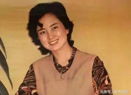 张金玲有过两段婚姻,前夫是演员徐敏.